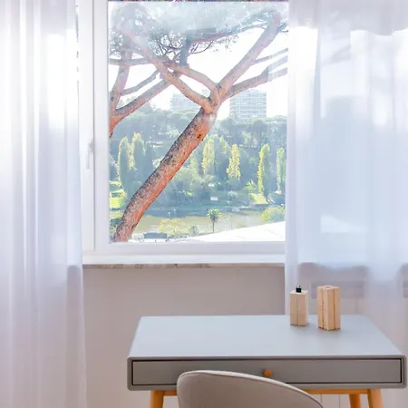 Διαμέρισμα Eur Terrazzo Vista Laghetto Modigliani