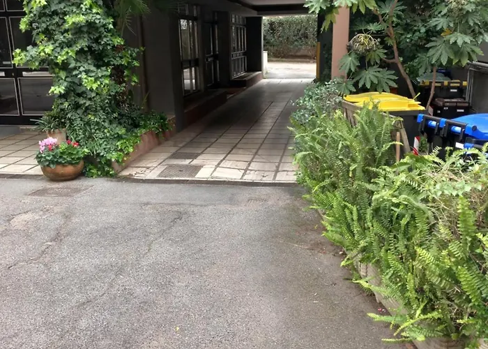 Eur Terrazzo Vista Laghetto Modigliani *